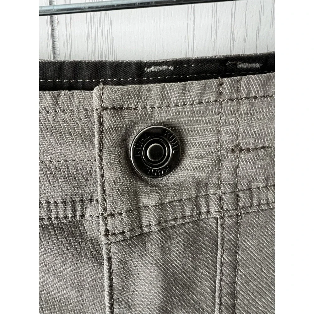 Kuhl Shorts Shift Amphibia Brown-Gray Men's 42 Performance Hybrid Short 7.5